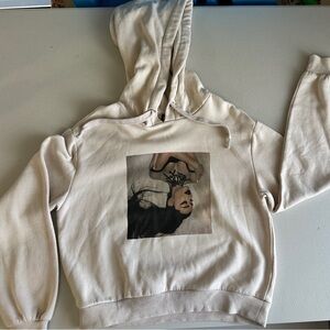 Ariana Grande graphic cropped hoodie